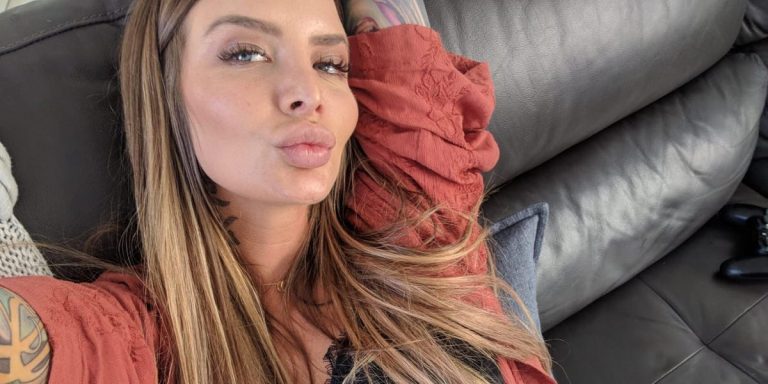 Find Out How the Woman with Two Vaginas Makes It Work