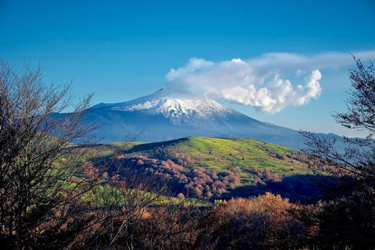 American Tourist Dies on Mount Etna