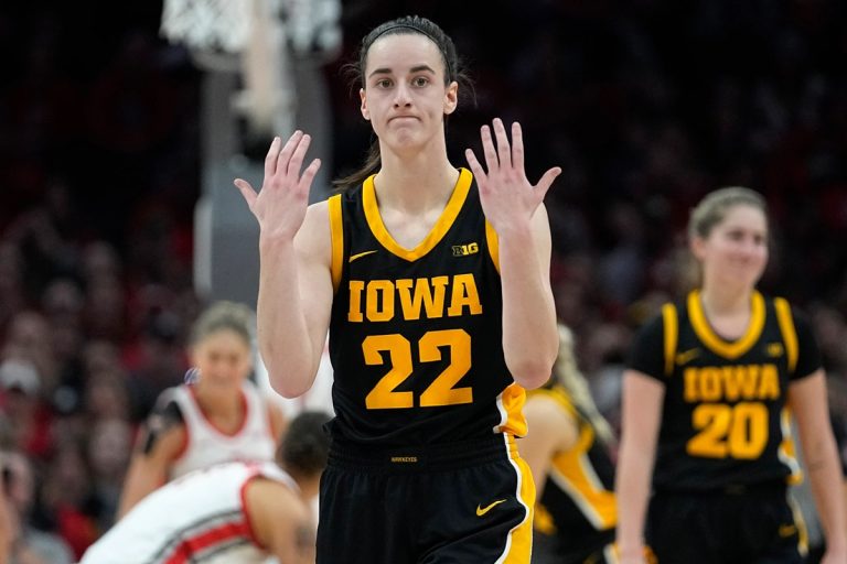 Caitlin Clark Hit by Fan Invading Court After Iowa’s Loss to Ohio State