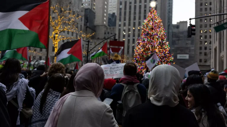 Christmas Night Chaos in NYC as Pro-Palestine Protests Turn Violent