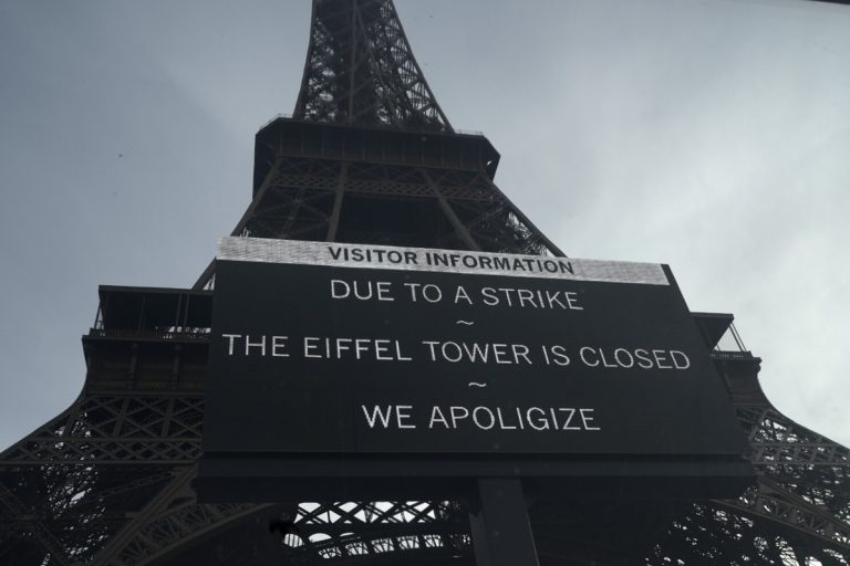 Eiffel Tower Closed as Workers Protest Management