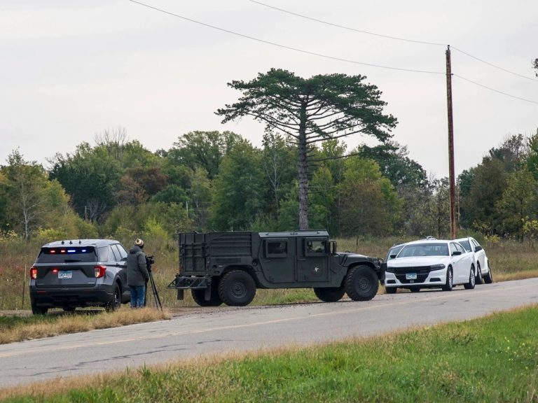 Five Officers Shot During Search Warrant Execution in Minnesota