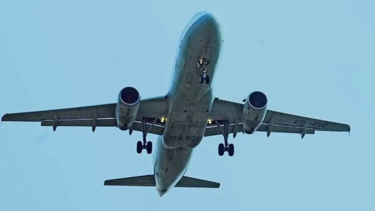 U.S.-Bound Flight Forced to Return to London Due to Missing and Damaged Windows