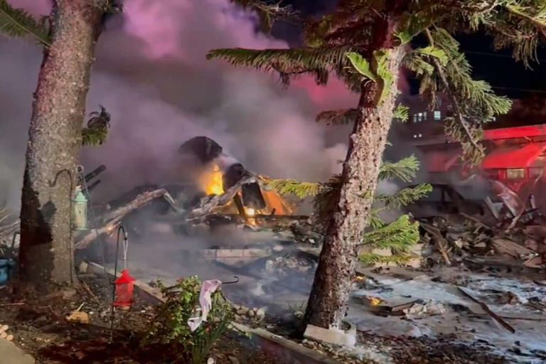 Florida Mobile Home Park Struck by Small Plane