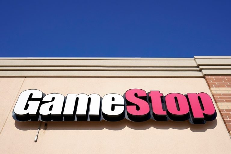 GameStop Employee Charged with Manslaughter in Fatal Shooting of Shoplifter