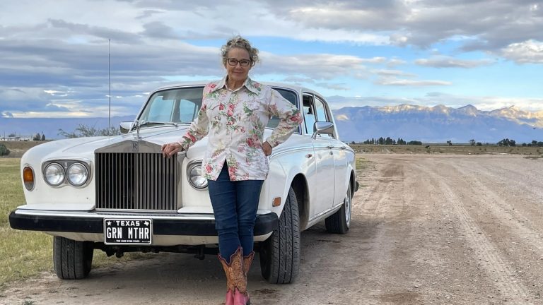 Founder of Dixie Chicks, Laura Lynch, Passes Away at Age 65