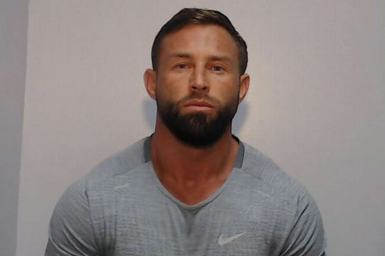 Mugshot of wanted muscular man in Manchester has many women offering to help “hide him” from police