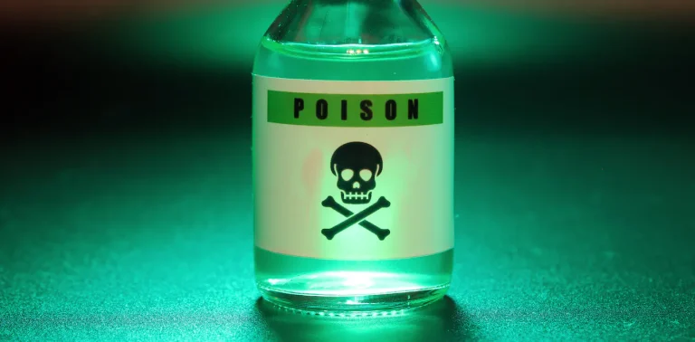 Woman Arrested for Poisoning Boyfriend to Death