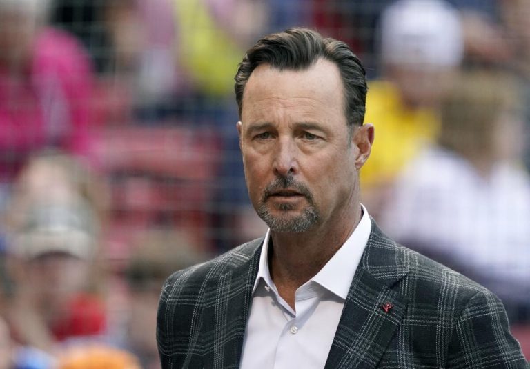 Red Sox Announcer Tim Wakefield’s Health Battle Revealed Amid Privacy Concerns