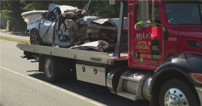 Man Suspected of Car Theft and Bank Robbery Dies in Crash with Toddler in Vehicle