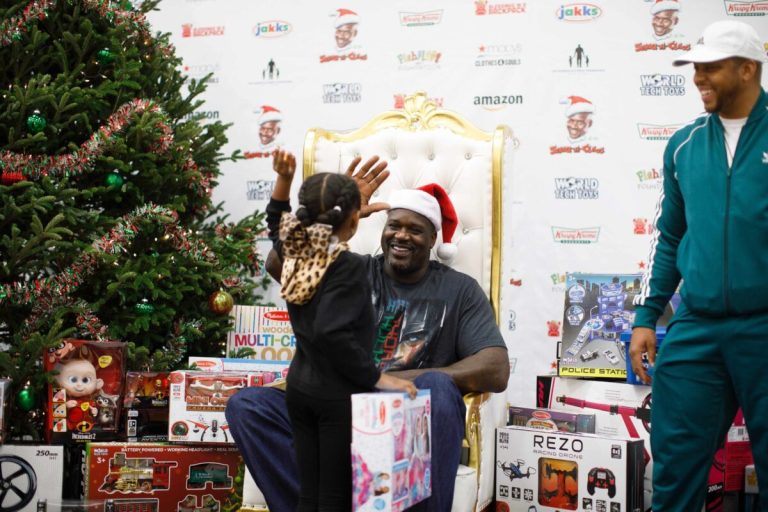 Shaq-a-Claus Made Christmas a Reality for Underprivileged Kids