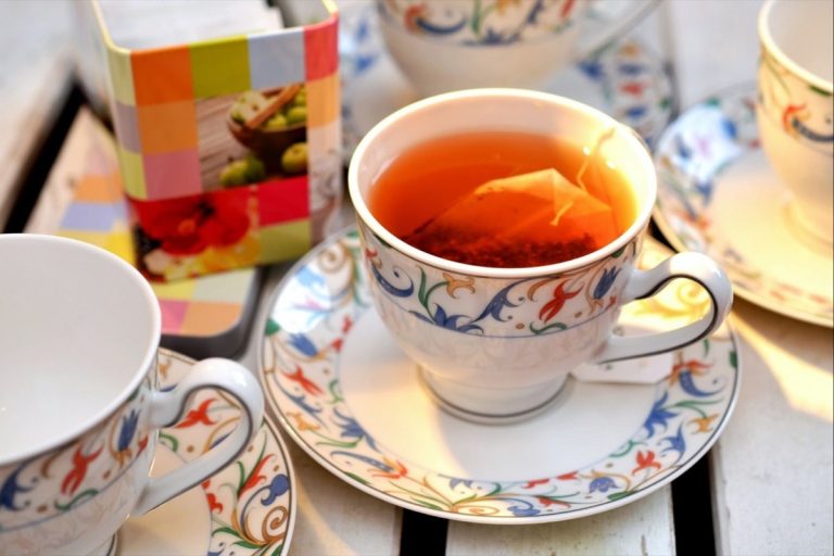 How to Start a Tea Business: 15 Things You Need to Know Before Starting