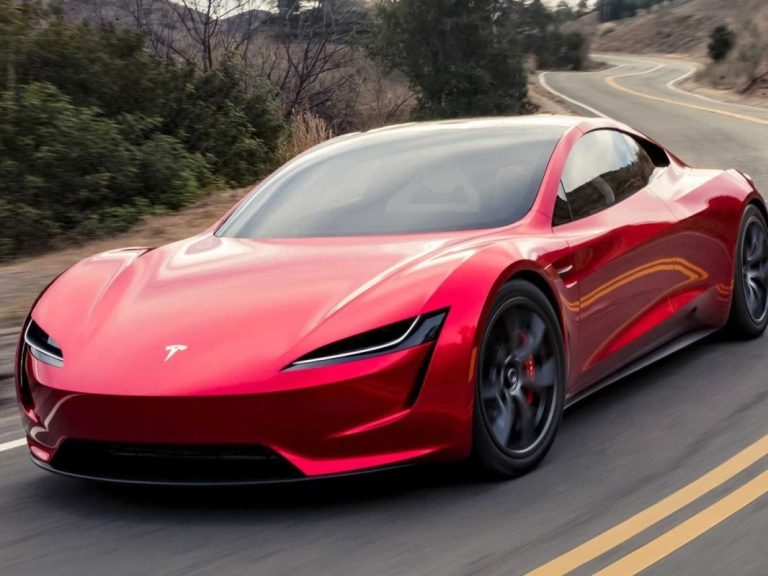 Tesla Faces Landmark Trial Over Autopilot Safety in Wake of Fatal Crash