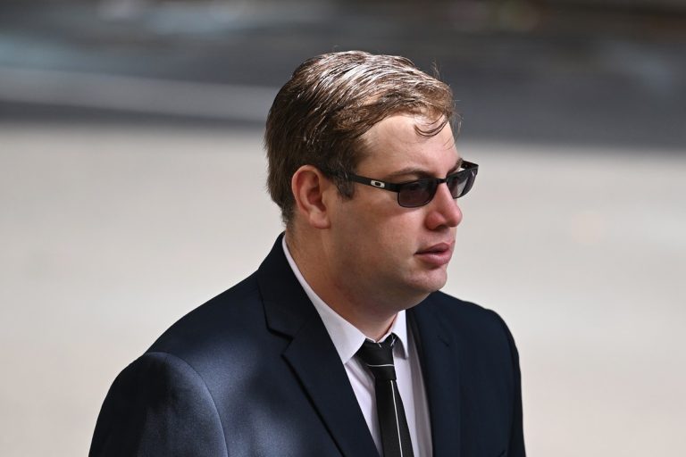Australian Police Officer Points Gun at Colleague Over “Top Gun: Maverick” Spoiler Threat