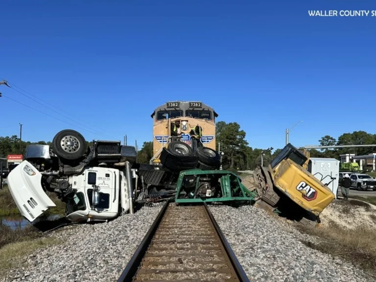 Train Derailment Prompts Evacuation in Eastern Kentucky After Chemical Spill and Fire