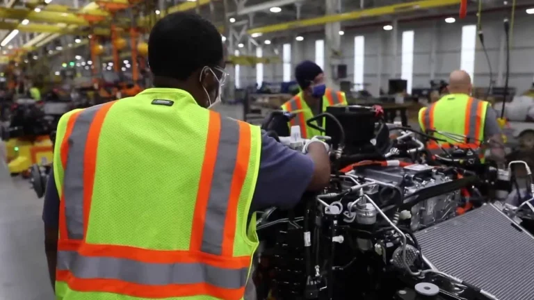 UAW Faces EV Transition in Big Three Labor Dispute