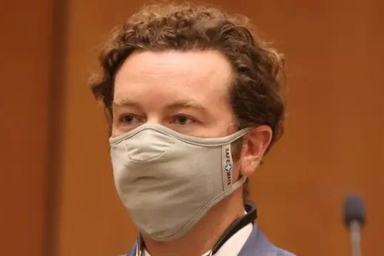 Accuser testifies Danny Masterson pulled a gun on her during rape incident