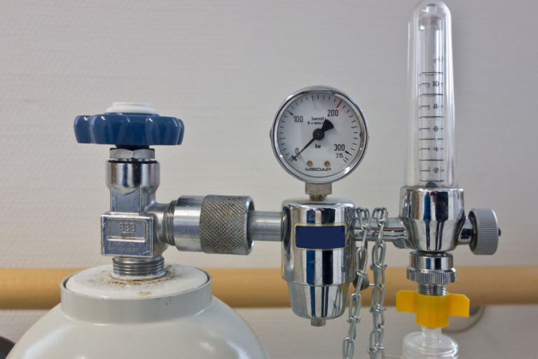 Woman annoyed by patient’s oxygen machine turns it off, charged with attempted manslaughter