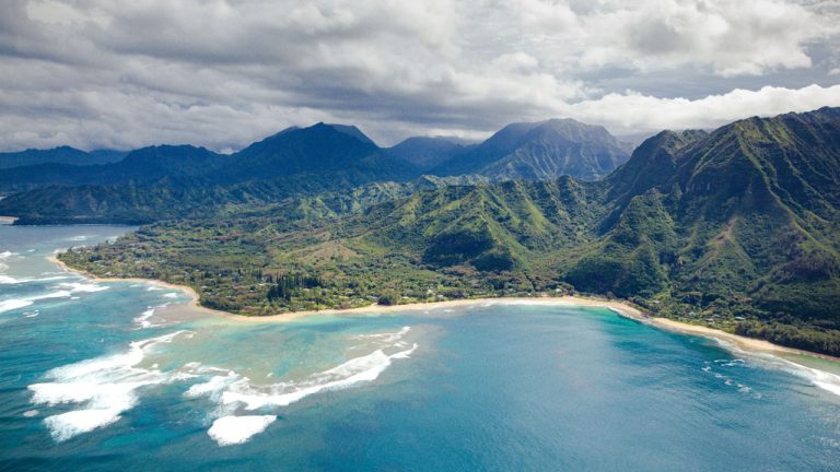 Hawaiian Couple Charged With $18,000 Power Bill After Being Told They Owned The Street
