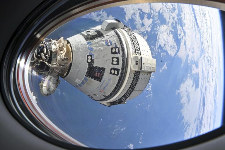 NASA Astronauts to Return on Alternate Spacecraft