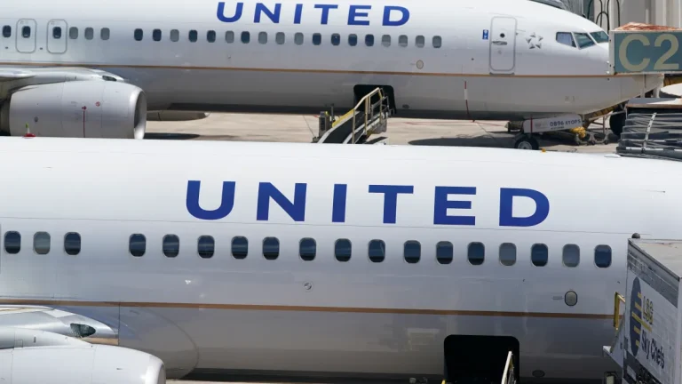 United Flight Diverted After Severe Turbulence Injures Seven