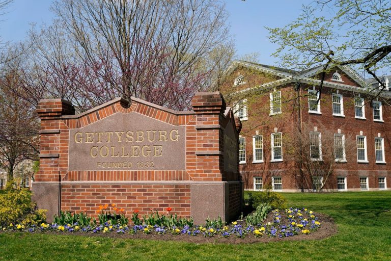 College Student Carves Racial Slur on Teammate
