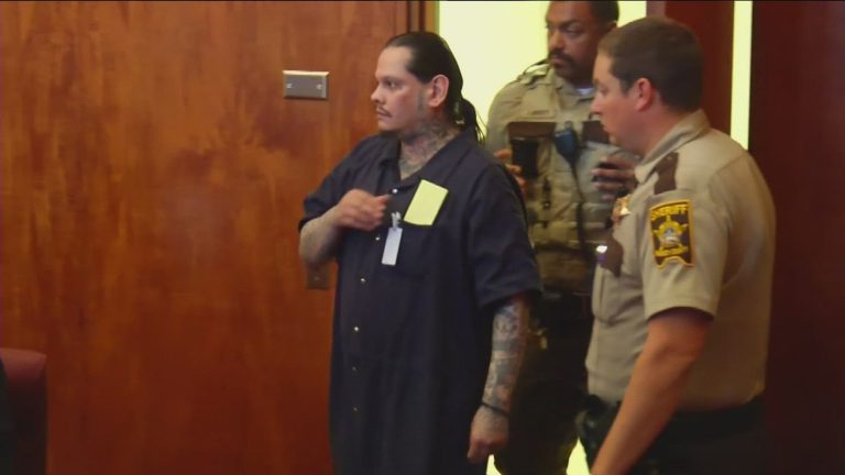 Minnesota Man Sentenced to 33 Years for Fatally Stabbing Wife During Bible Study