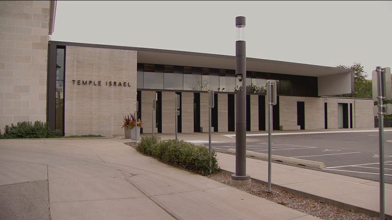 Man Accused of Threatening to ‘Shoot Up’ Temple Israel Synagogue