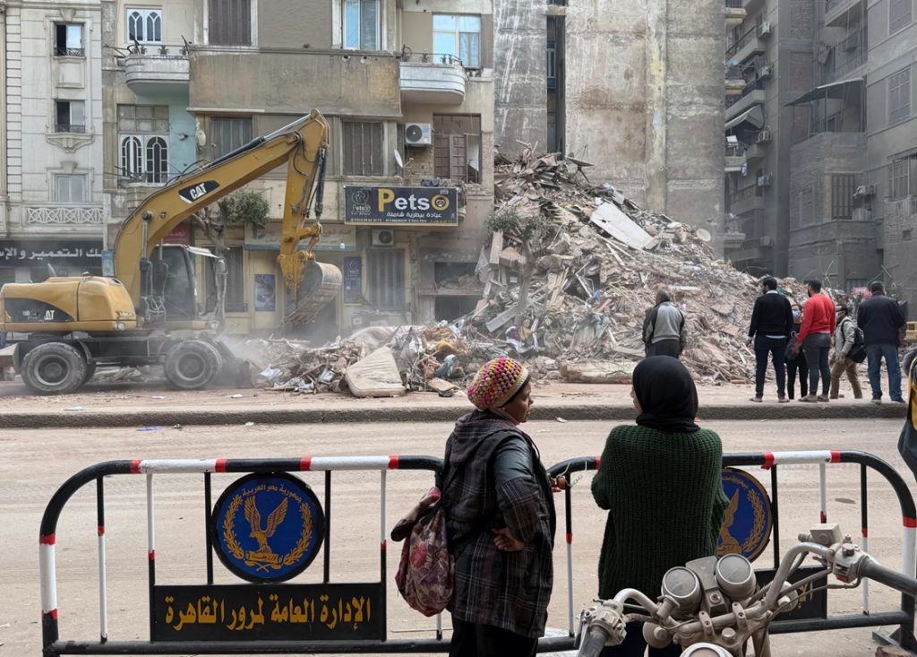 Apartment Building Collapse in Cairo Kills Eight, Injures Three