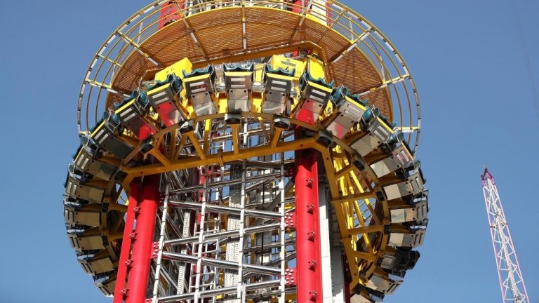 Family Wins $310M Verdict in Teen’s Fatal Orlando Amusement Park Fall